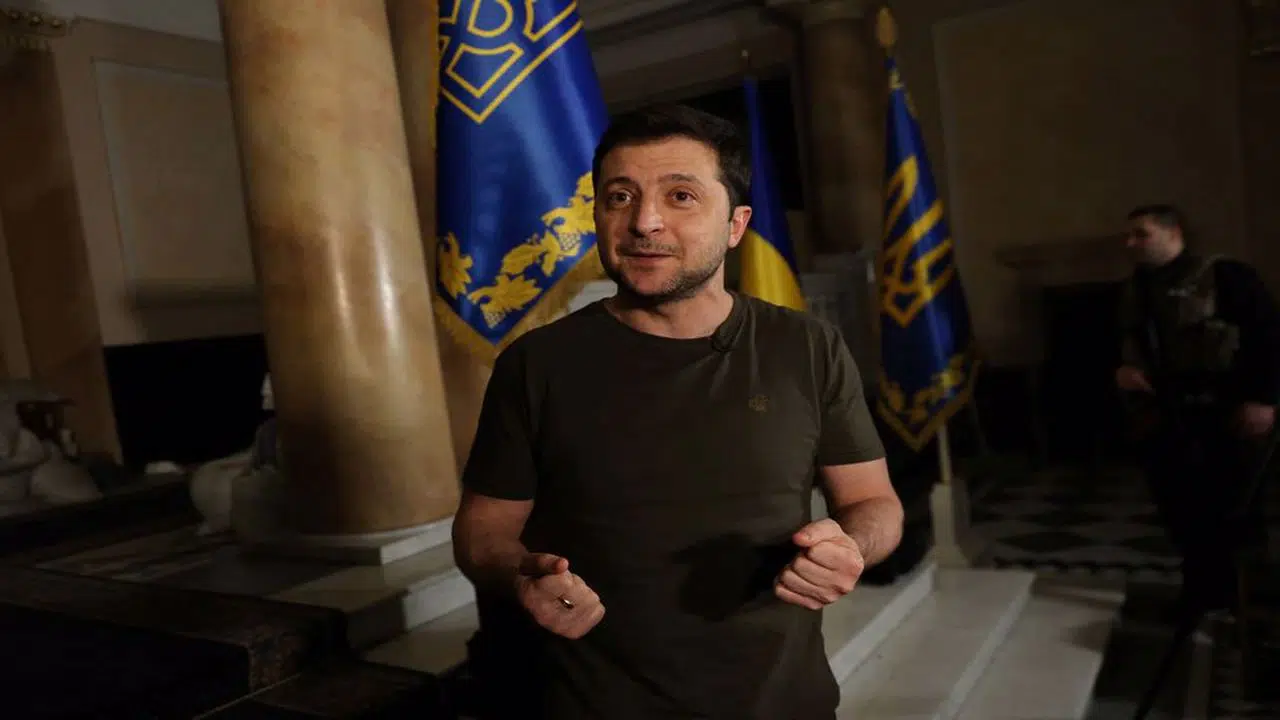 Zelenskiy: "NATO, Ukrayna'ya yönelik güvenlik garantileri üzerine çalışmalı"