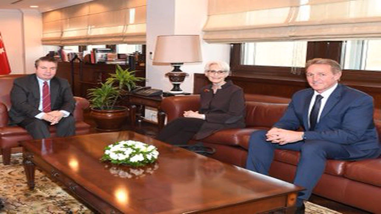 Dışişleri Bakan Yardımcısı Önal, ABD Dışişleri Bakan Yardımcısı Sherman ile görüştü