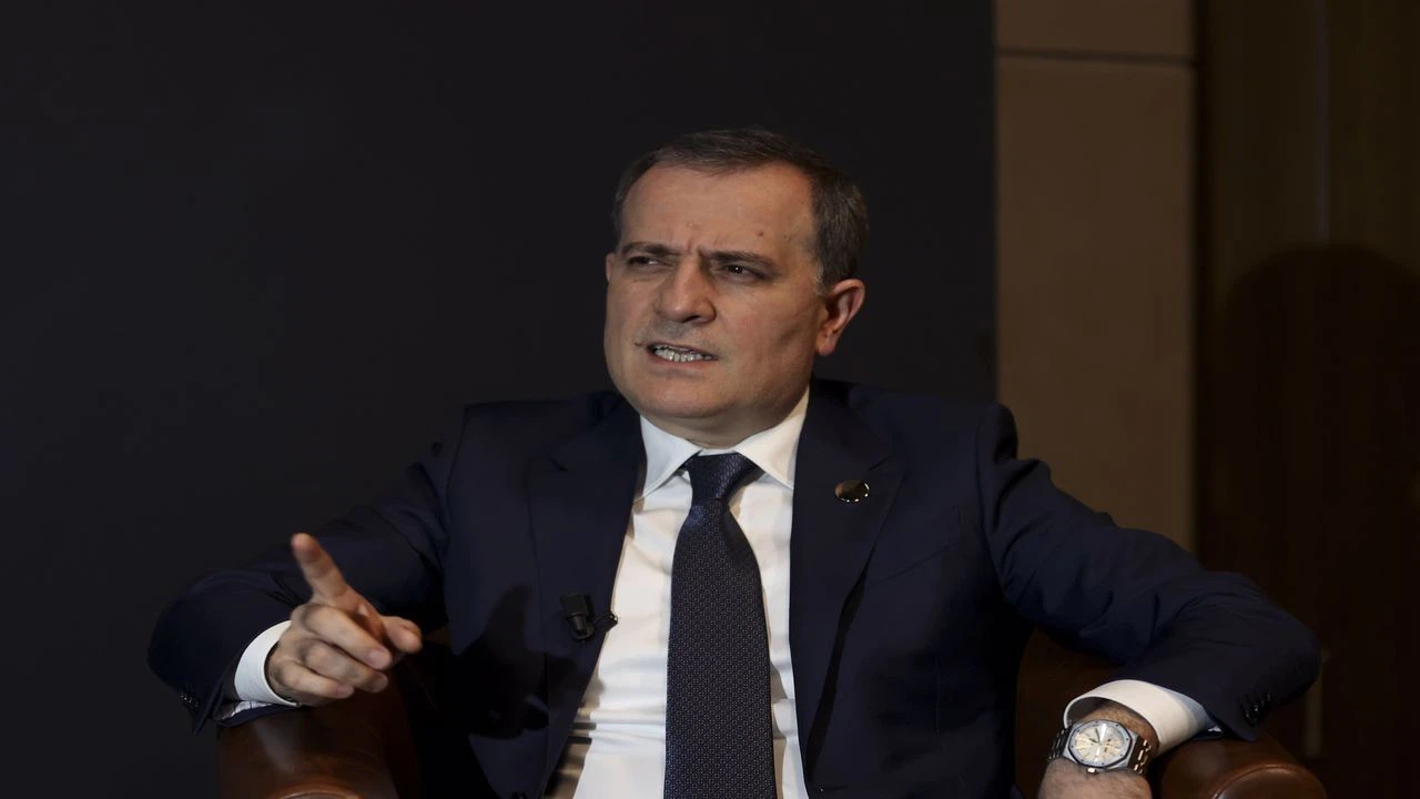 Azerbaycan, ilişkilerin normalleşmesi için Ermenistan'a 5 maddelik yeni teklif sundu