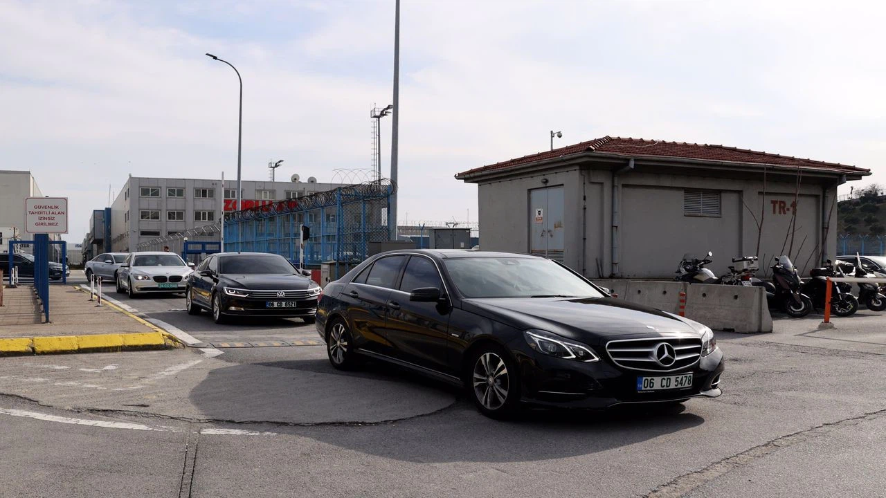 Rus müzakere heyeti İstanbul'a geldi