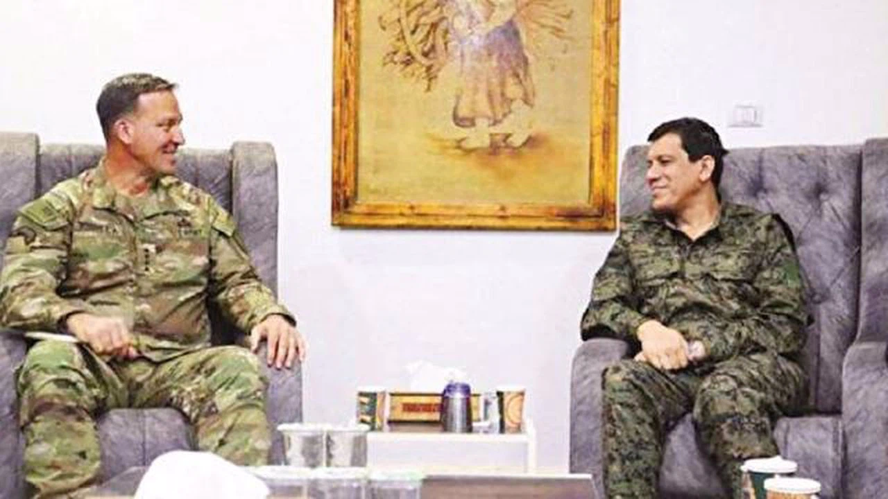 ABD’li CENTCOM komutanı terör örgütü elebaşı ile görüştü