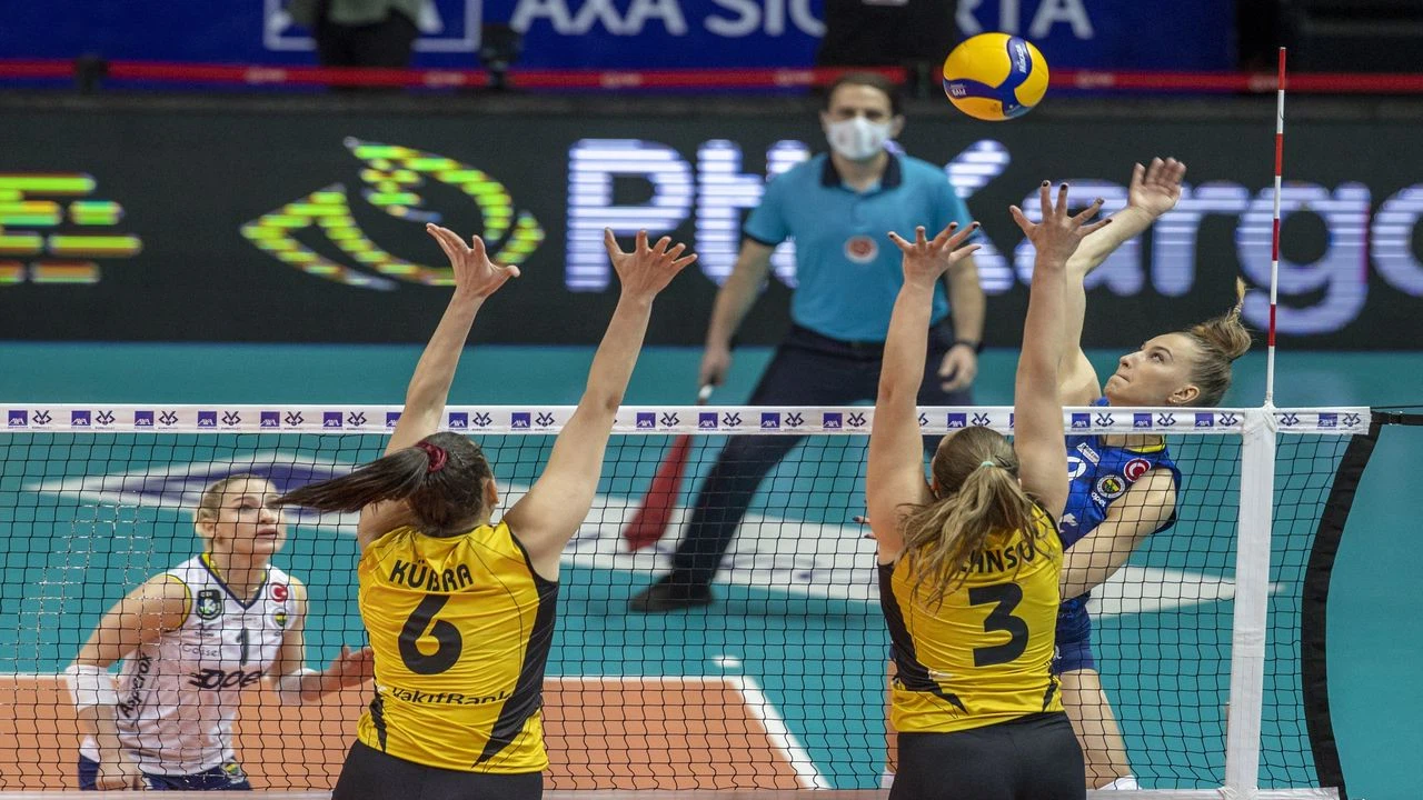 VakıfBank, Kupa Volley'i 8. kez kazandı
