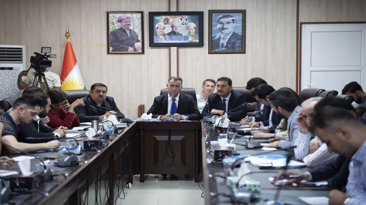 Irak ordusu ile terör örgütü PKK arasındaki çatışmalar Sincar'dan göçü başlattı