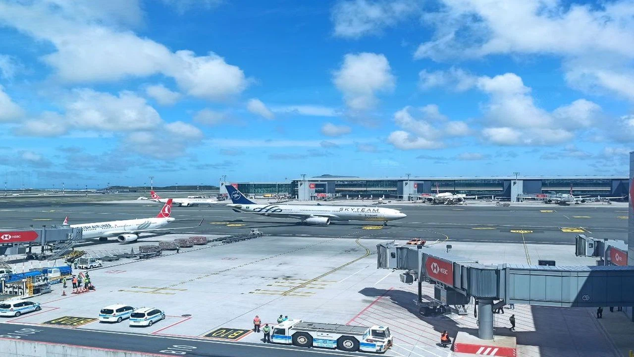 Suudi Arabistan Havayolları Şirketi Saudia iki yıl aradan sonra İstanbul'a ilk seferini düzenledi