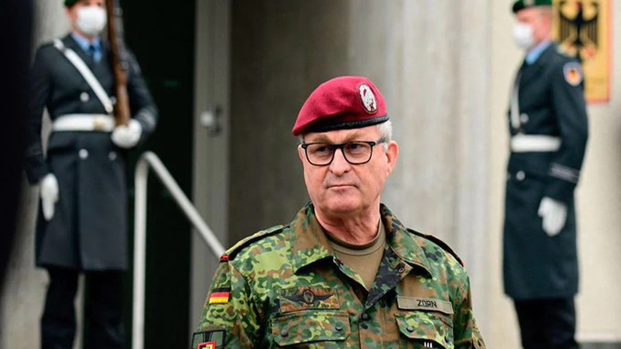 Almanya Genelkurmay Başkanı: "Çok az mühimmatımız var, bu konuda katı tasarruf edildi"