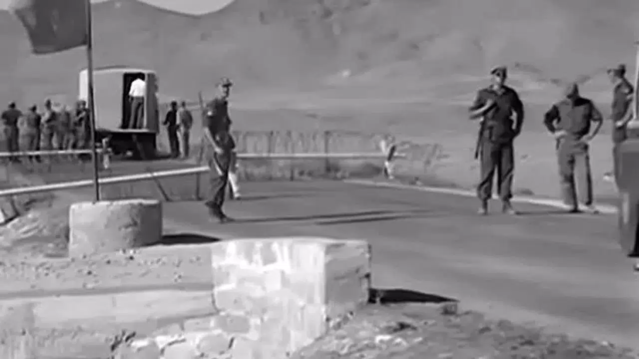 Rum televizyonunda kan donduran itiraf: 68 Türk'ü vurduk çukura attık