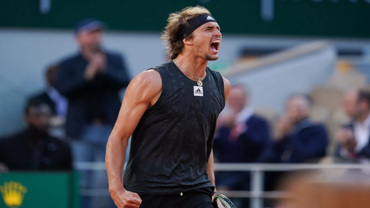 Zverev, Fransa Açık'ta yarı finale çıktı