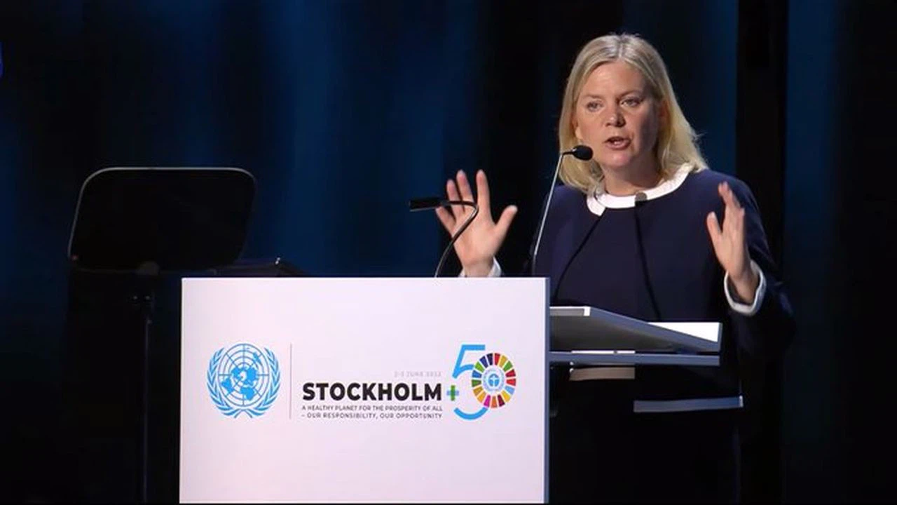 İsveç Başbakanı Andersson'dan istifa resti