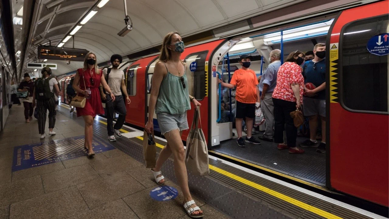 İngiltere'de haftada 4 gün çalışma denemesi başlatıldı