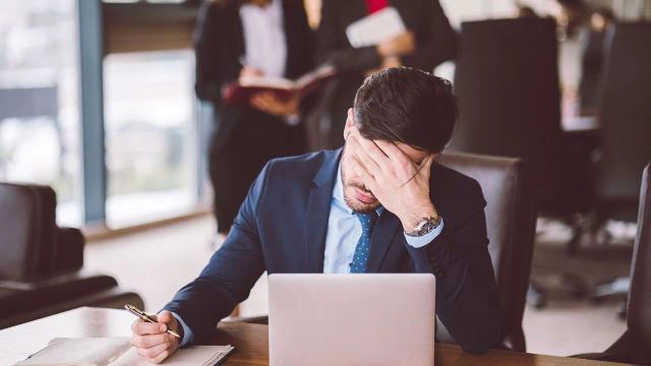 İngiltere'de her 10 Müslümandan 7'si iş yerinde İslam karşıtı davranışa maruz kalıyor