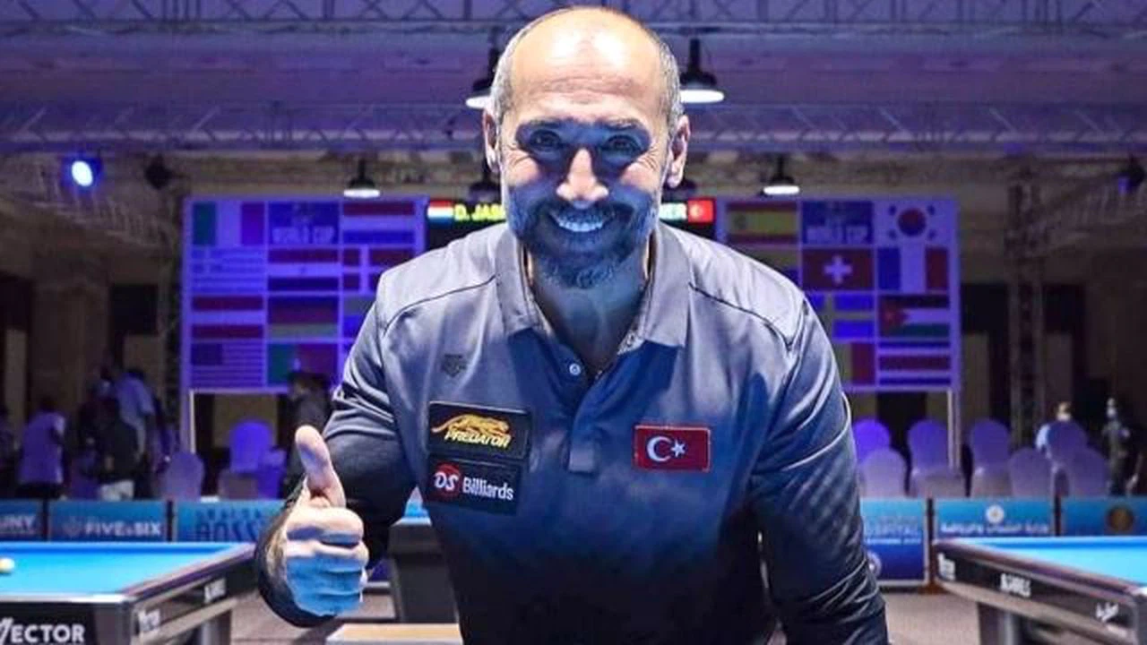 Milli sporcu Semih Saygıner bronz madalya kazandı
