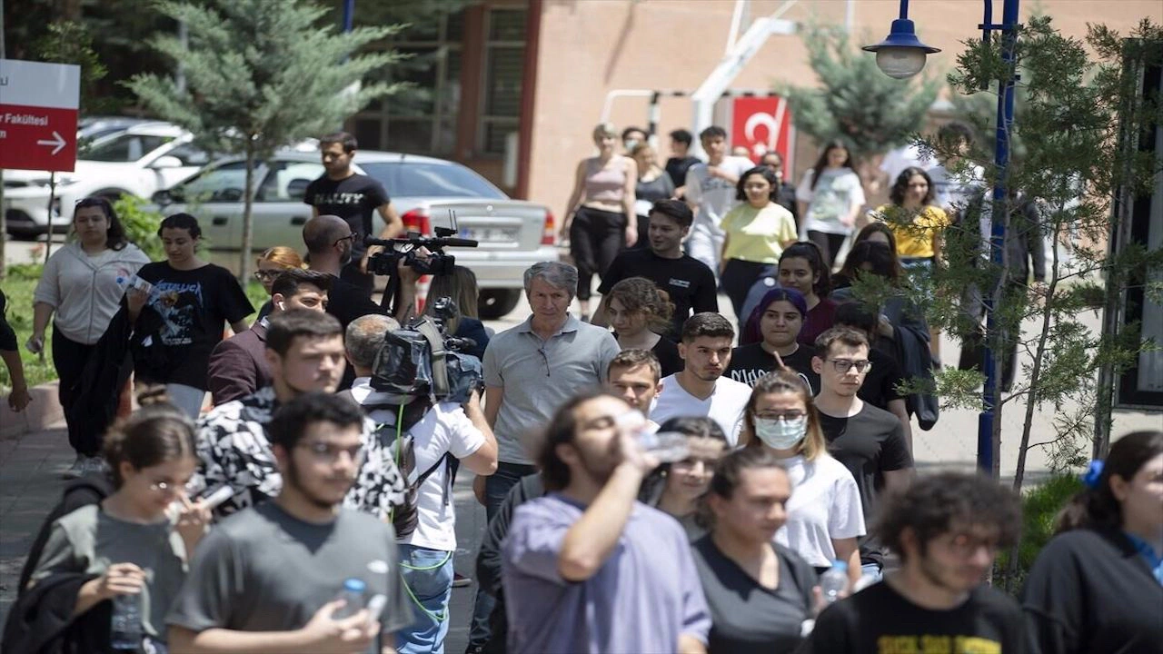 YKS'de ikinci gün heyecanı yaşanıyor