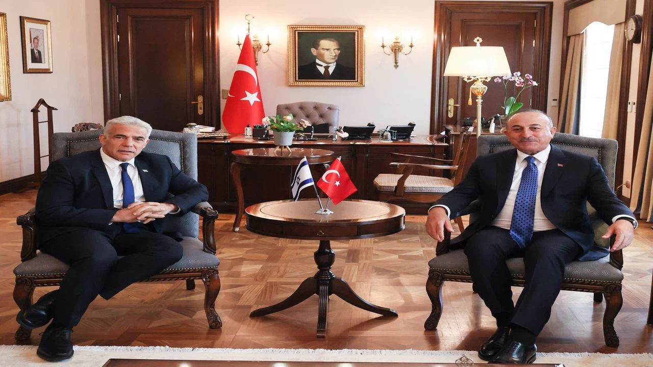 Bakan Çavuşoğlu, İsrailli mevkidaşı Lapid ile ortak basın toplantısında konuştu