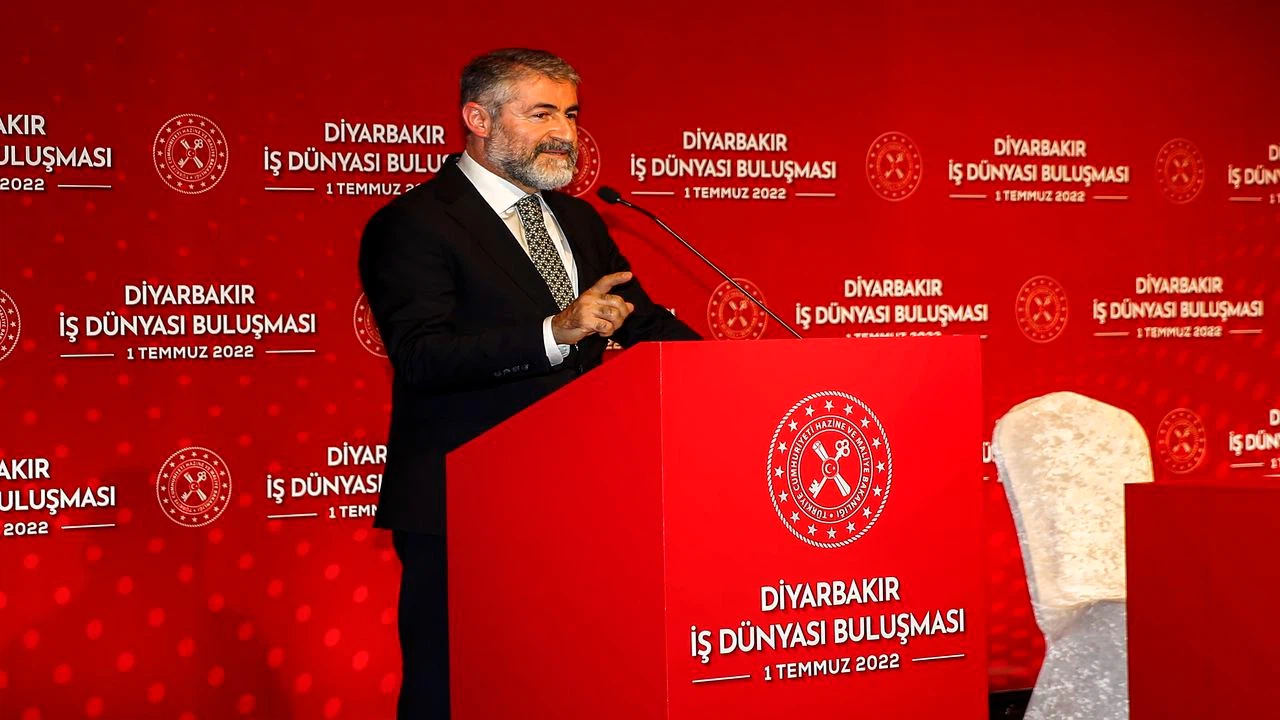 Hazine ve Maliye Bakanı Nebati, "Diyarbakır İş Dünyası Buluşması"nda konuştu