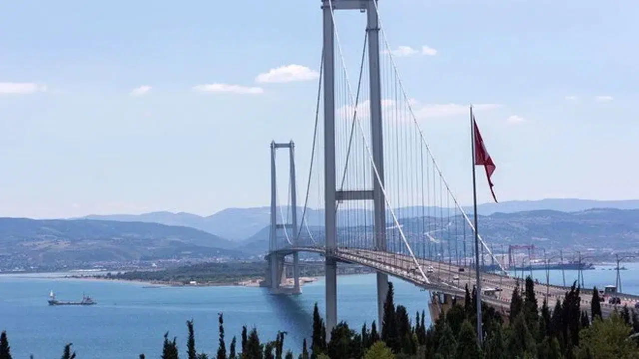 Osmangazi Köprüsü'nde yılın ilk yarısında 'trafik garantisi' aşıldı