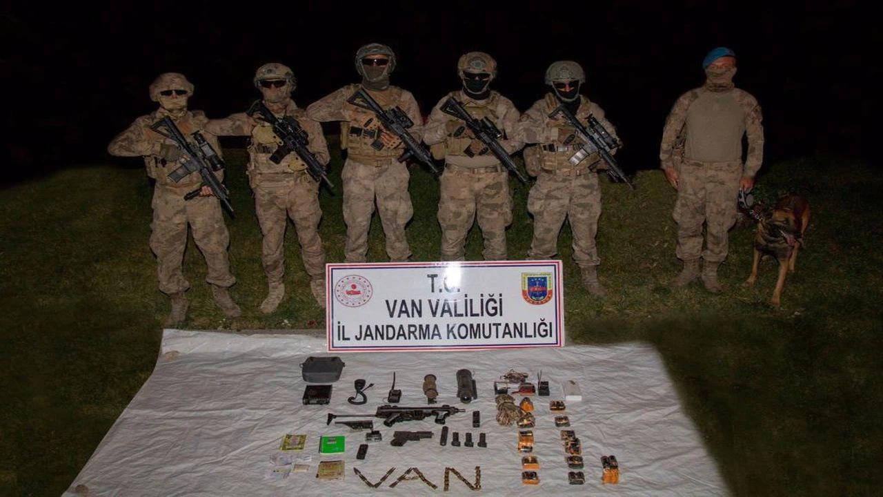 Van'da bölücü terör örgütüne ait mühimmat ve yaşam malzemesi ele geçirildi