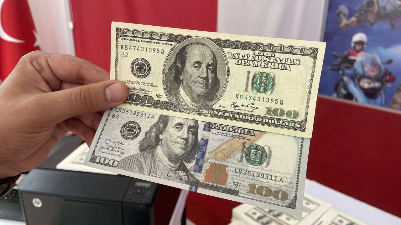 Yabancı uyruklu kalpazan sahte 1 milyon dolarla yakalandı!