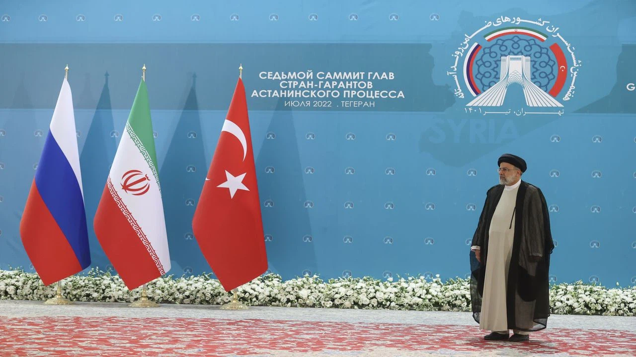 İran Cumhurbaşkanı Reisi, "Astana Formatında 7. Üçlü Zirve Toplantısı"nda konuştu