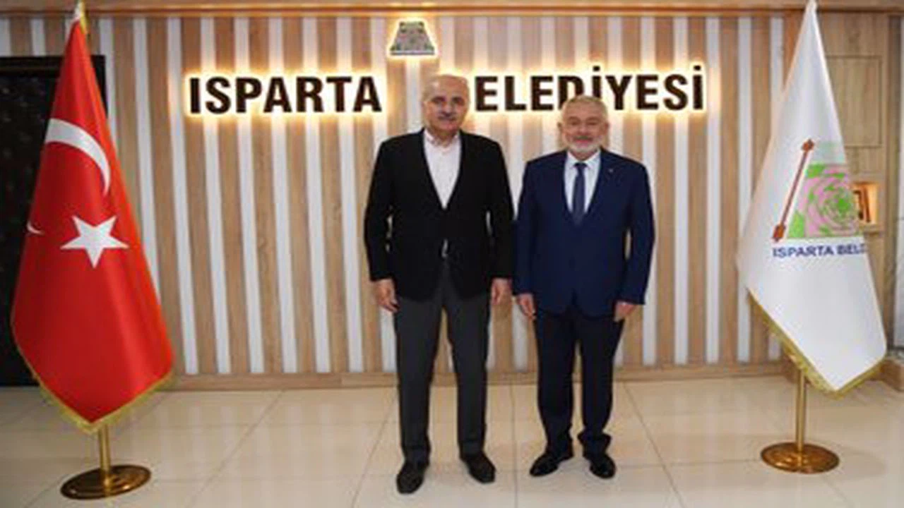 AK Parti Genel Başkanvekili Kurtulmuş, Isparta Belediye Başkanı Başdeğirmen'i ziyaret etti