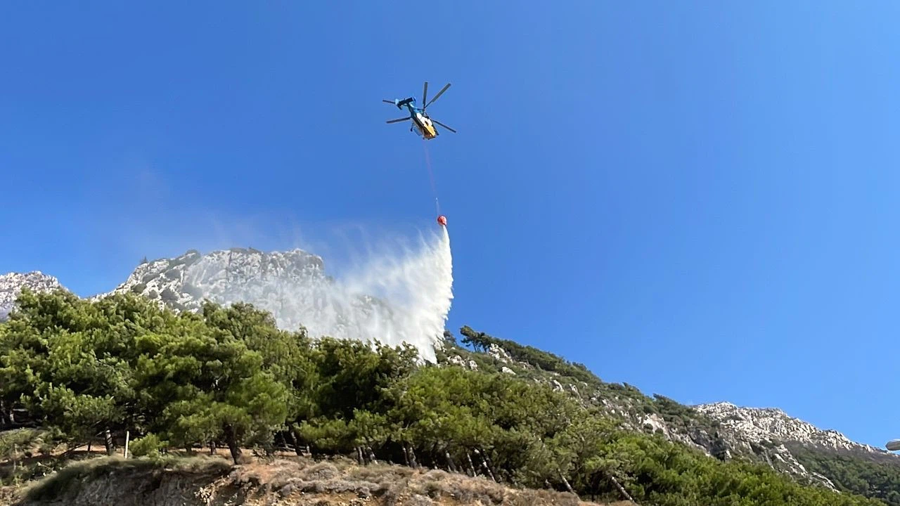 Hatay'da makilik alanda çıkan yangın kontrol altına alındı