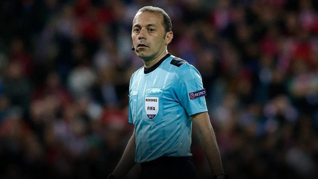 Süper Lig'in en tecrübeli hakemi Cüneyt Çakır!