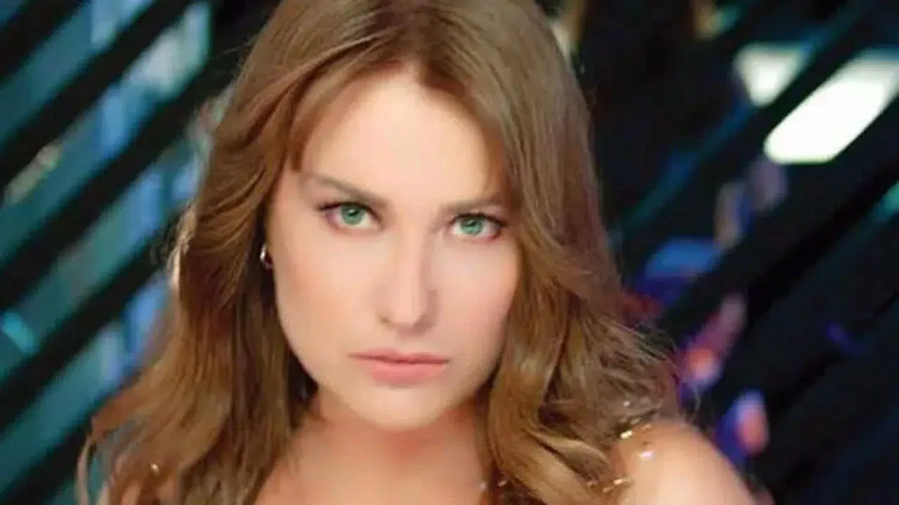 Hilal Cebeci hayranlarını üzdü