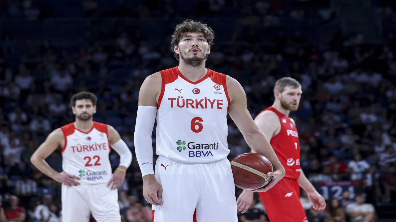 Türkiye: 94 - Polonya: 78