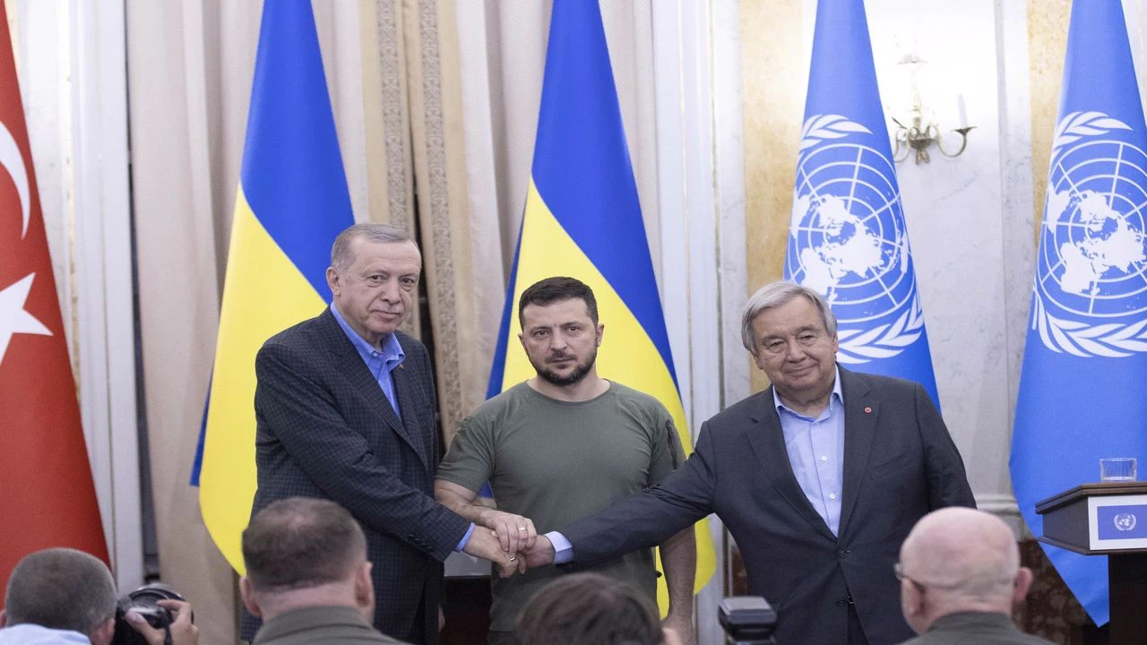 Guterres, Cumhurbaşkanı Erdoğan ve Ukrayna Devlet Başkanı Zelenskiy'le ortak basın toplantısında konuştu