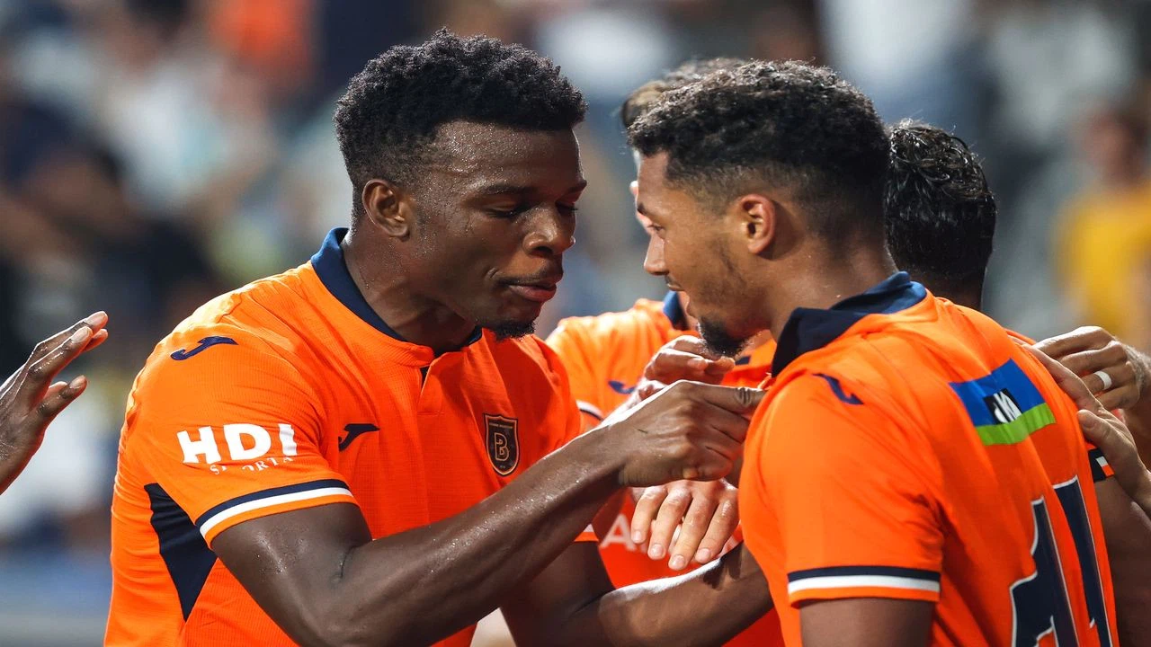 Medipol Başakşehir tur şansını Belçika'daki rövanş maçına bıraktı