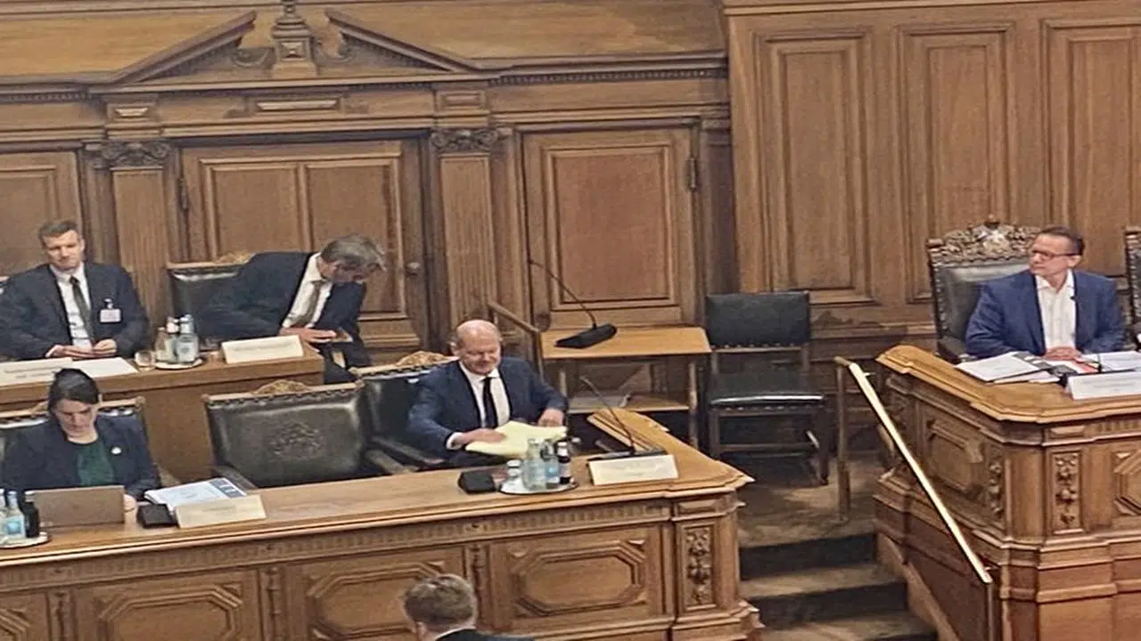 Scholz, "Cum-Ex" skandalına ilişkin Hamburg Eyalet Meclisi Araştırma Komisyonunda dinlendi