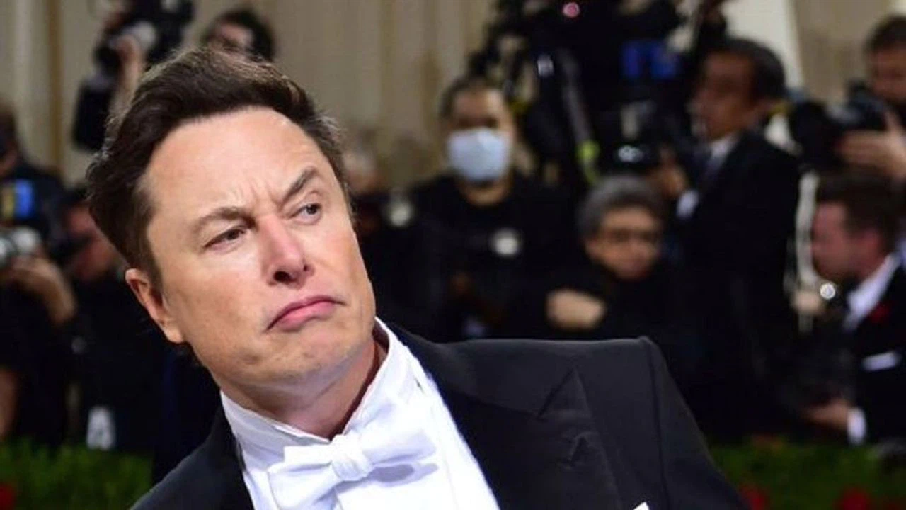 Musk'ın, 'Twitter yöneticiliğinden istifa etmeli miyim?' anketi sonuçlandı!