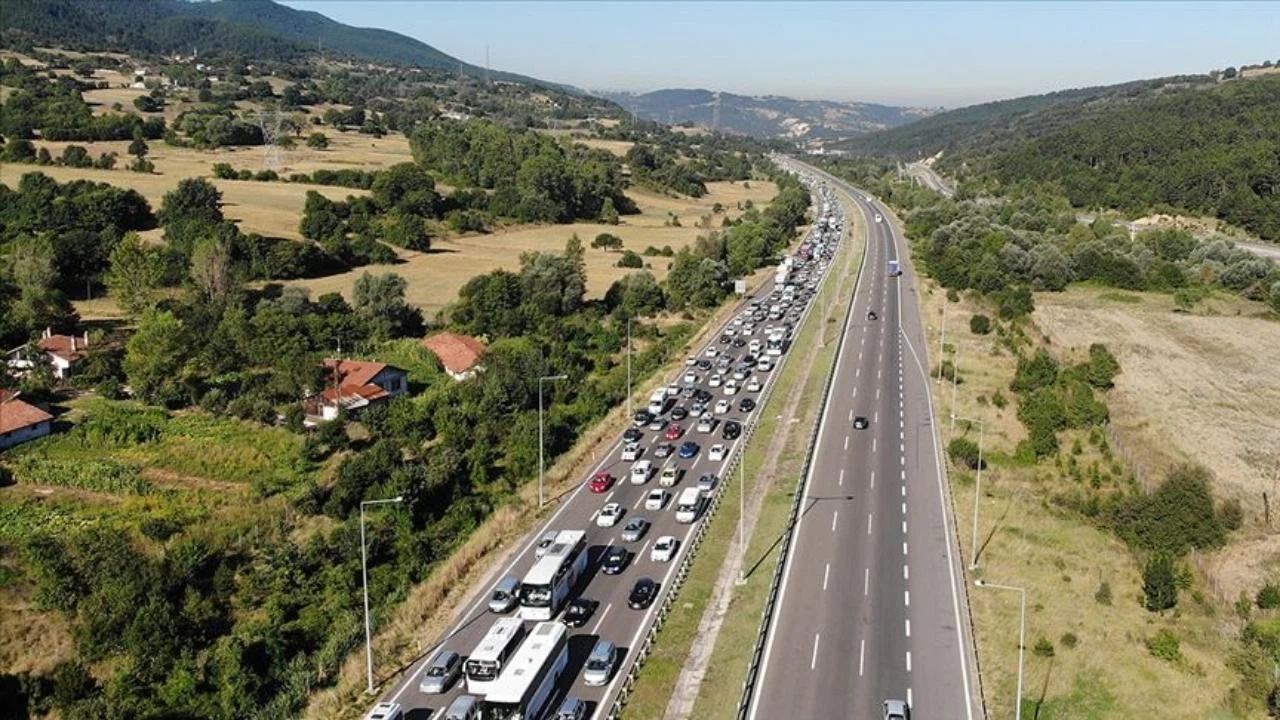 Ankara'da yarın bazı yollar trafiğe kapatılacak!