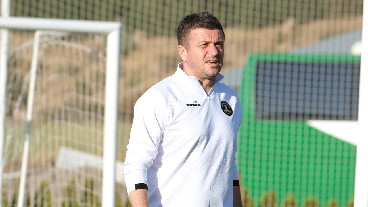 Hakan Keleş: Bu sezon hedefimiz ilk 10'a girmek!