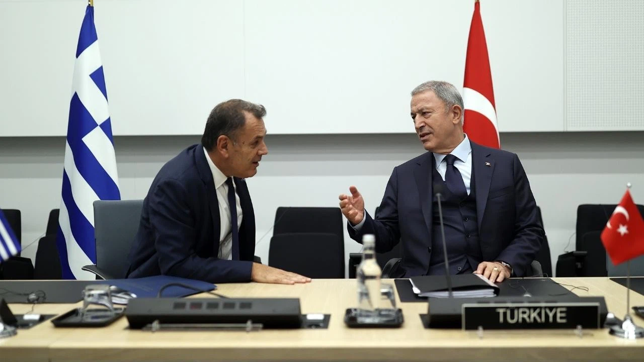 Bakan Akar, Yunanistan Savunma Bakanı ile görüştü!
