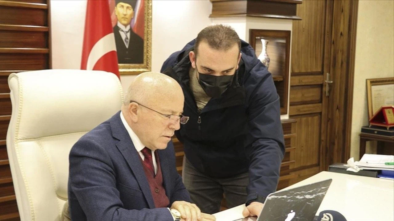 Erzurum Büyükşehir Belediyesi işçi maaşlarına yüzde 75 zam yaptı!