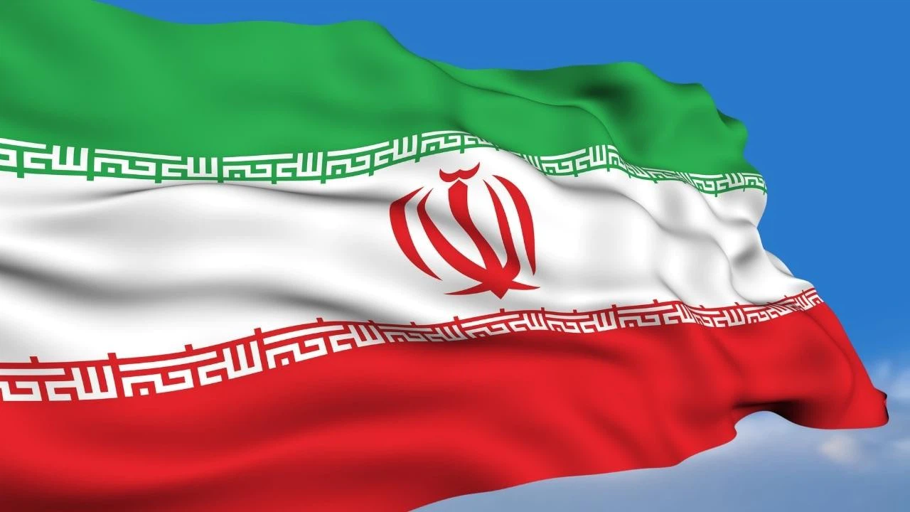 İran'dan İngiltere'ye "yaptırım" yanıtı!