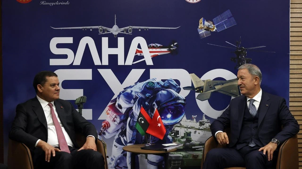 Bakan Akar, Libya Başbakanı ve Savunma Bakanı ile görüştü!