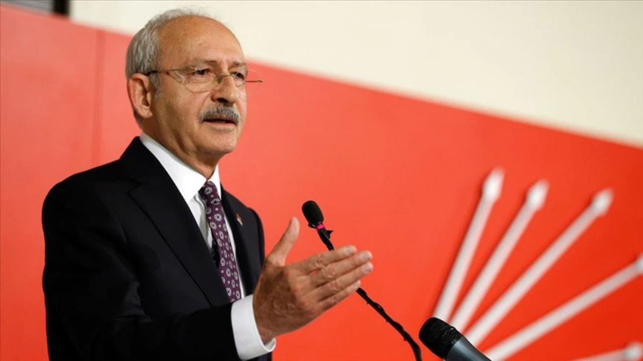 CHP Genel Başkanı Kılıçdaroğlu, İngiltere'ye gitti