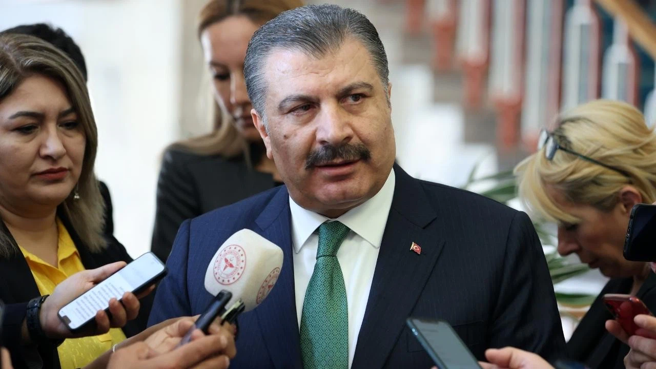 Sağlık Bakanı Koca'dan yolcu otobüsünün devrilmesine ilişkin açıklama!