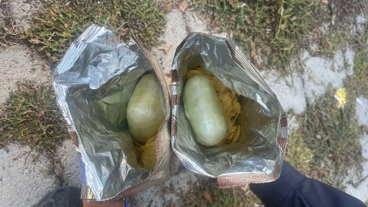 Cips paketinden esrar çıktı!