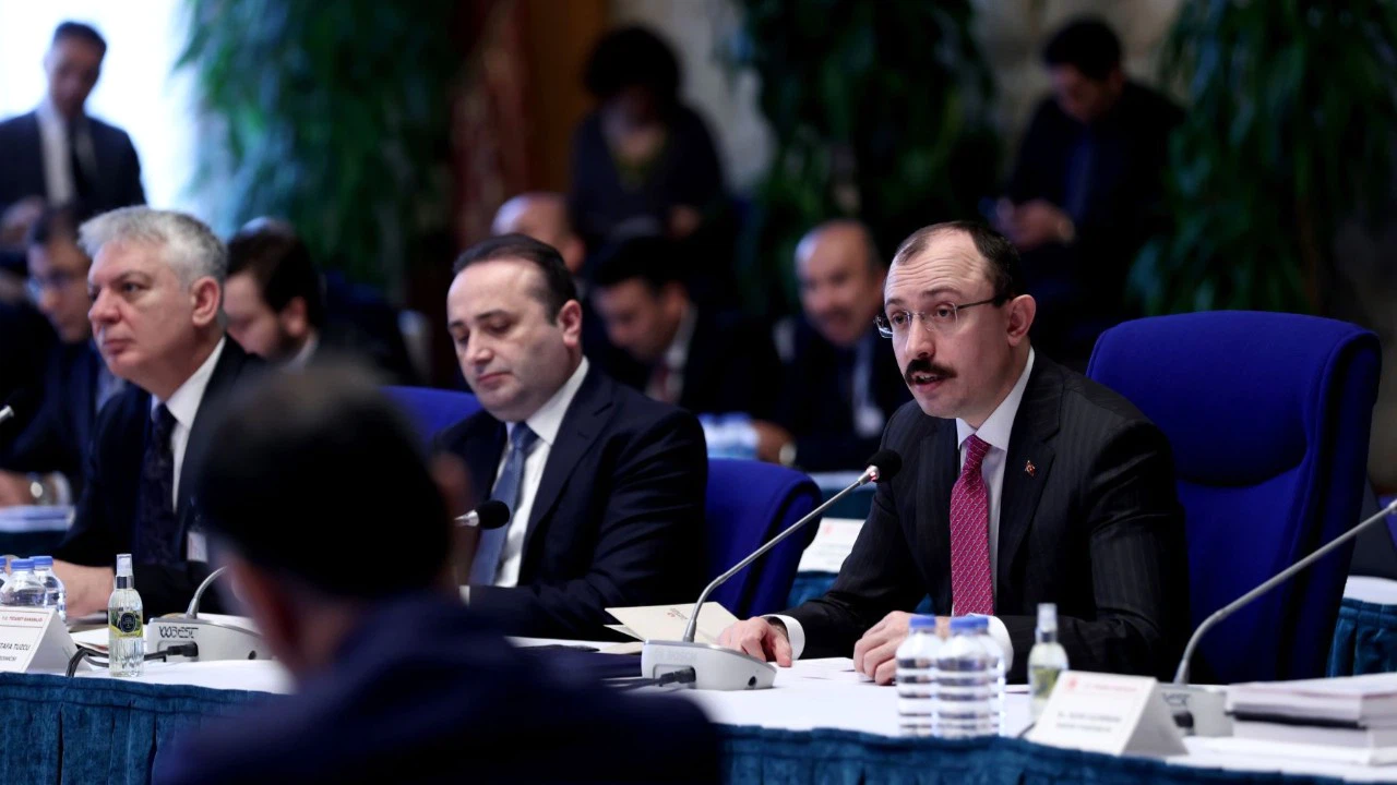 Bakan Muş: “10 milyar lira değerinde kaçak eşya ele geçirildi”