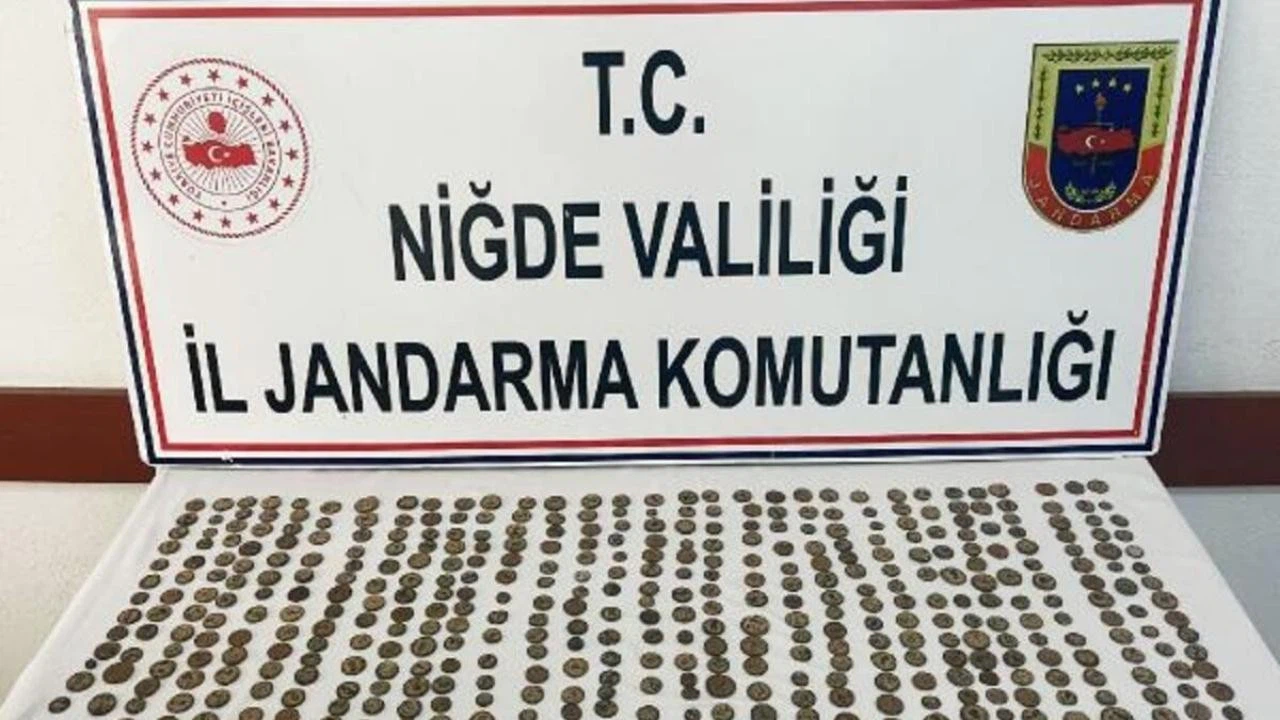 Niğde'de 231 sikke ele geçirildi!