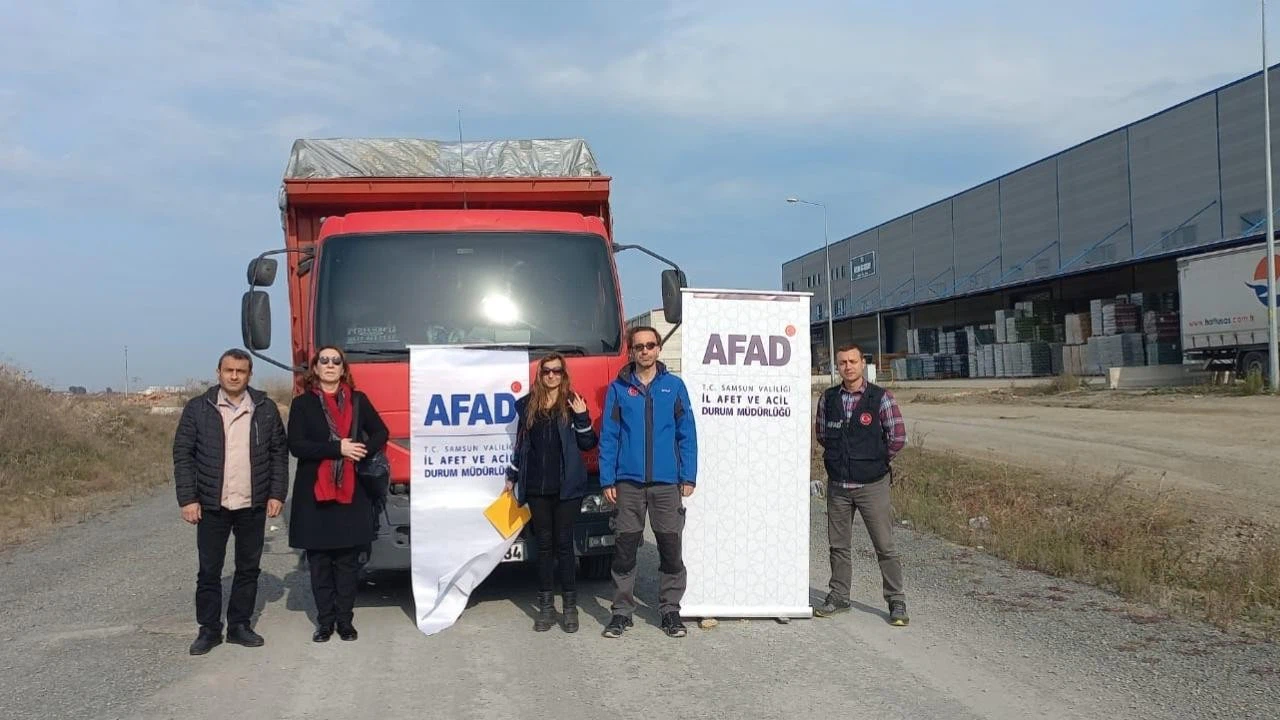 Samsun'dan Pakistan'a bir kamyon gıda yardımı gönderildi!