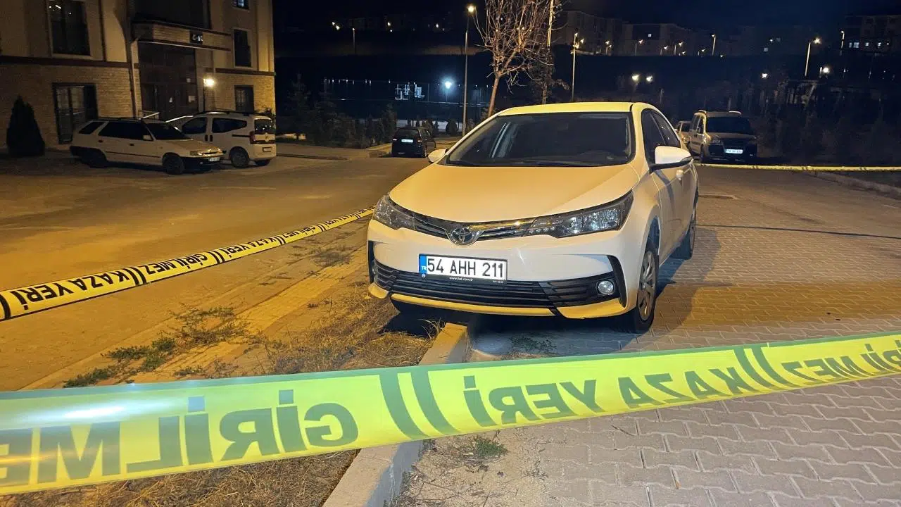 Direksiyon başında kalp krizi geçiren sürücü öldü