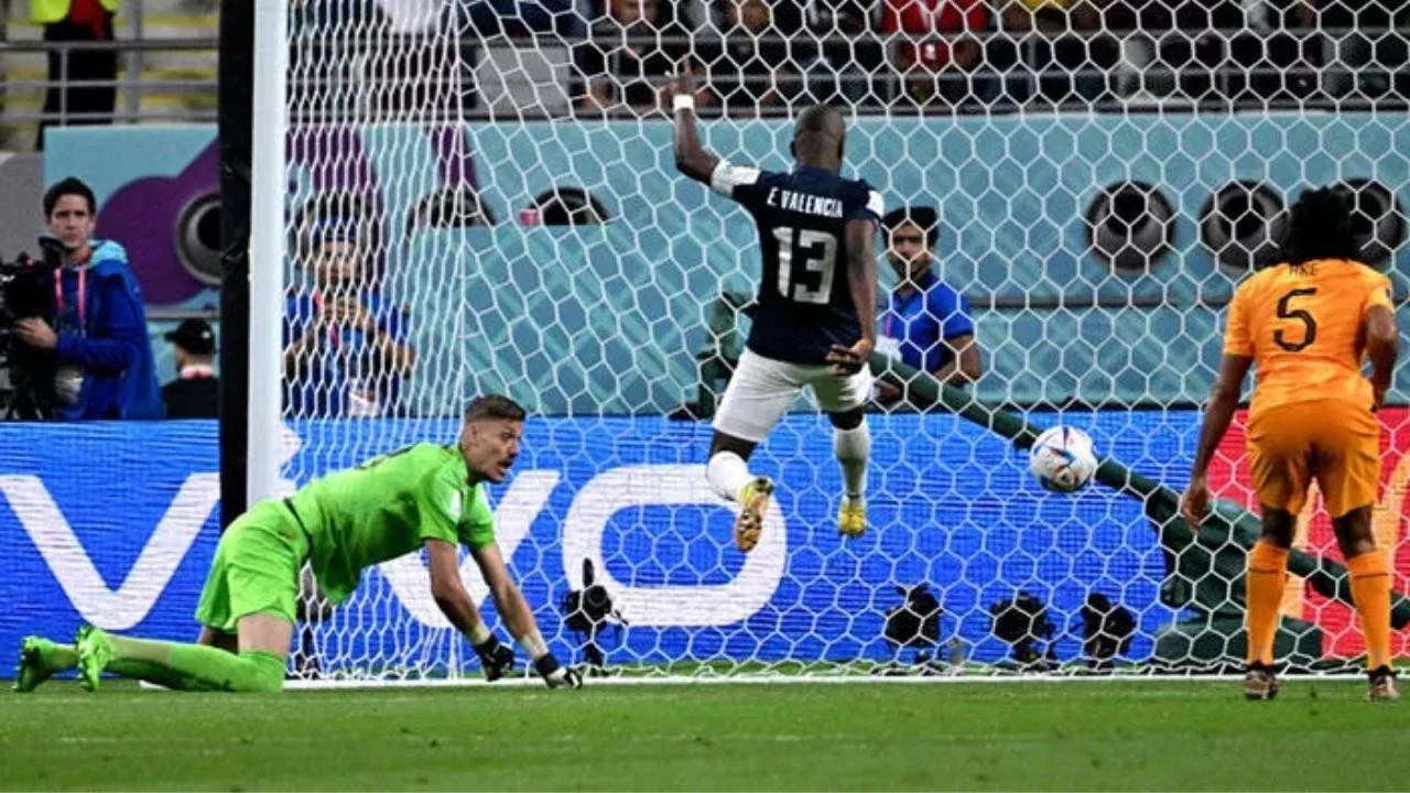 Hollanda ve Ekvador berabere kaldı!