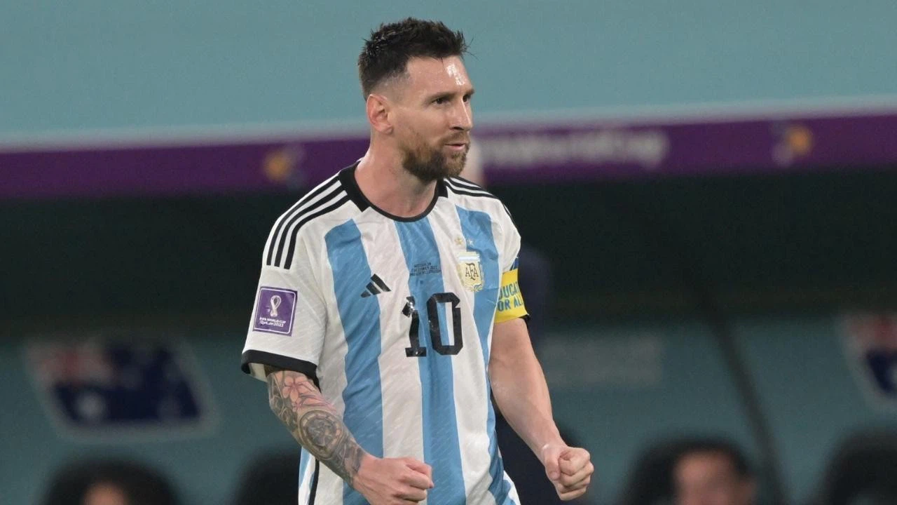 Arjantinli yıldız futbolcu Messi, kariyerinin 1000. maçına çıktı