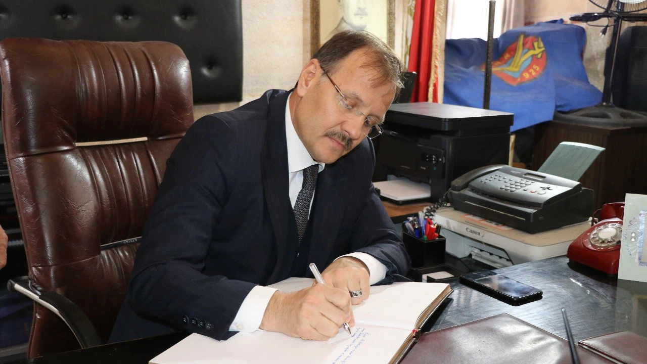 Çavuşoğlu’ndan İnsan Hakları açıklaması!