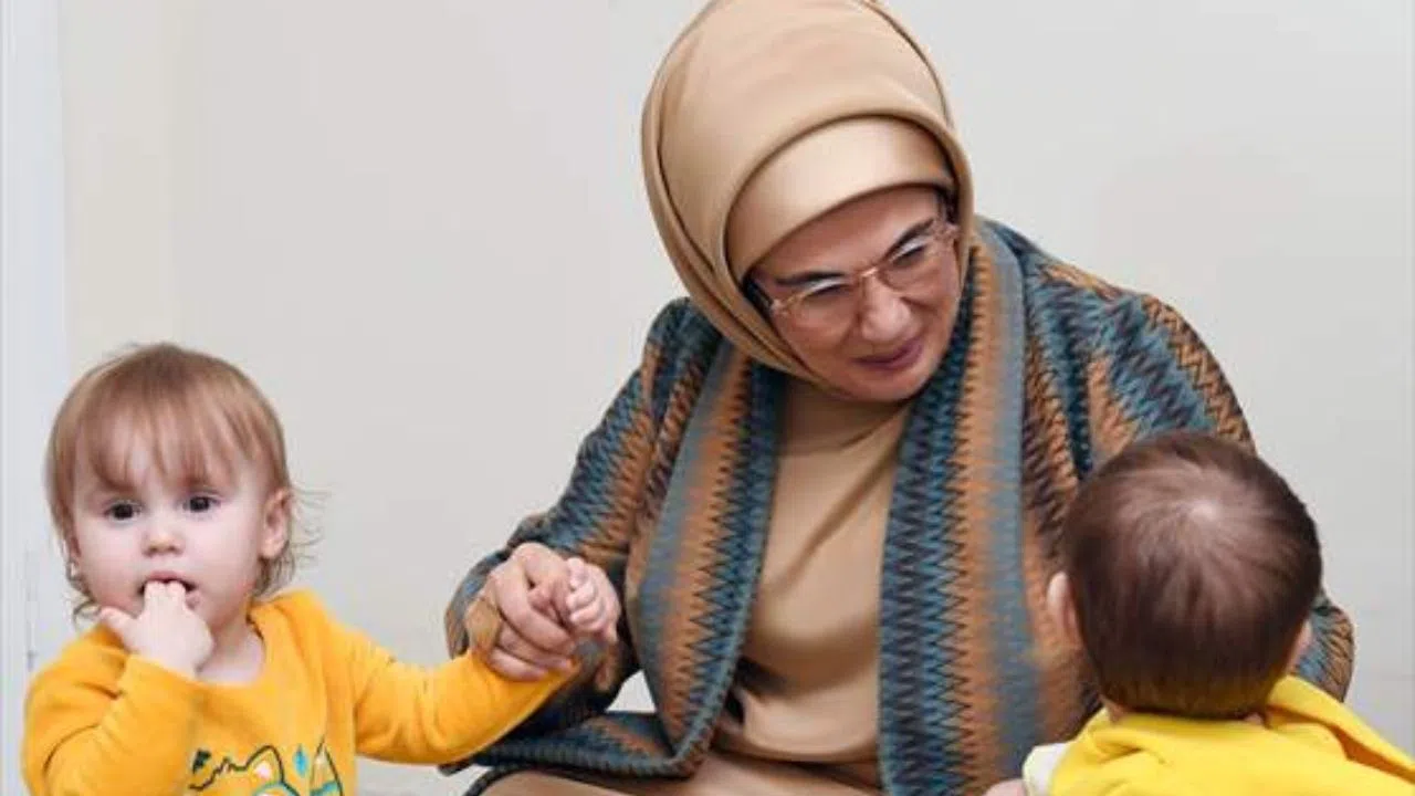 Emine Erdoğan: "Çocuk istismarı, insanlık dışı bir suçtur, sapkınlıktır!"