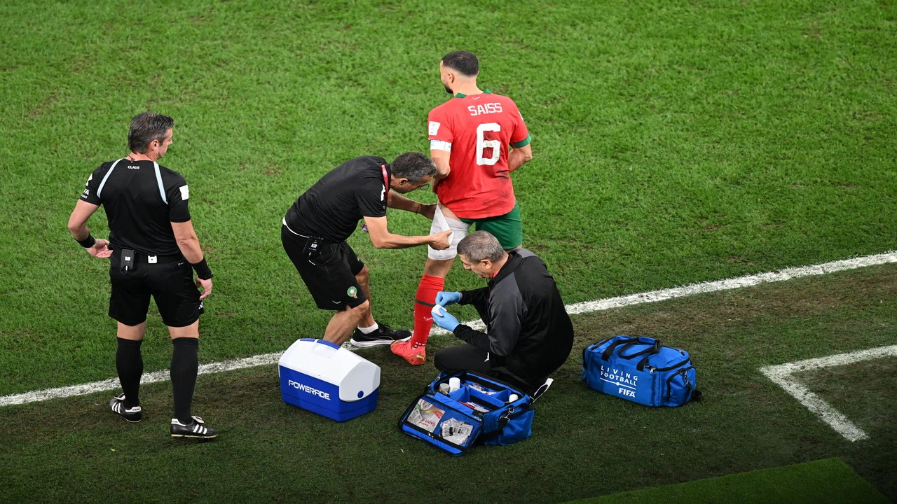 Beşiktaş'ta Romain Saiss sakatlığı!