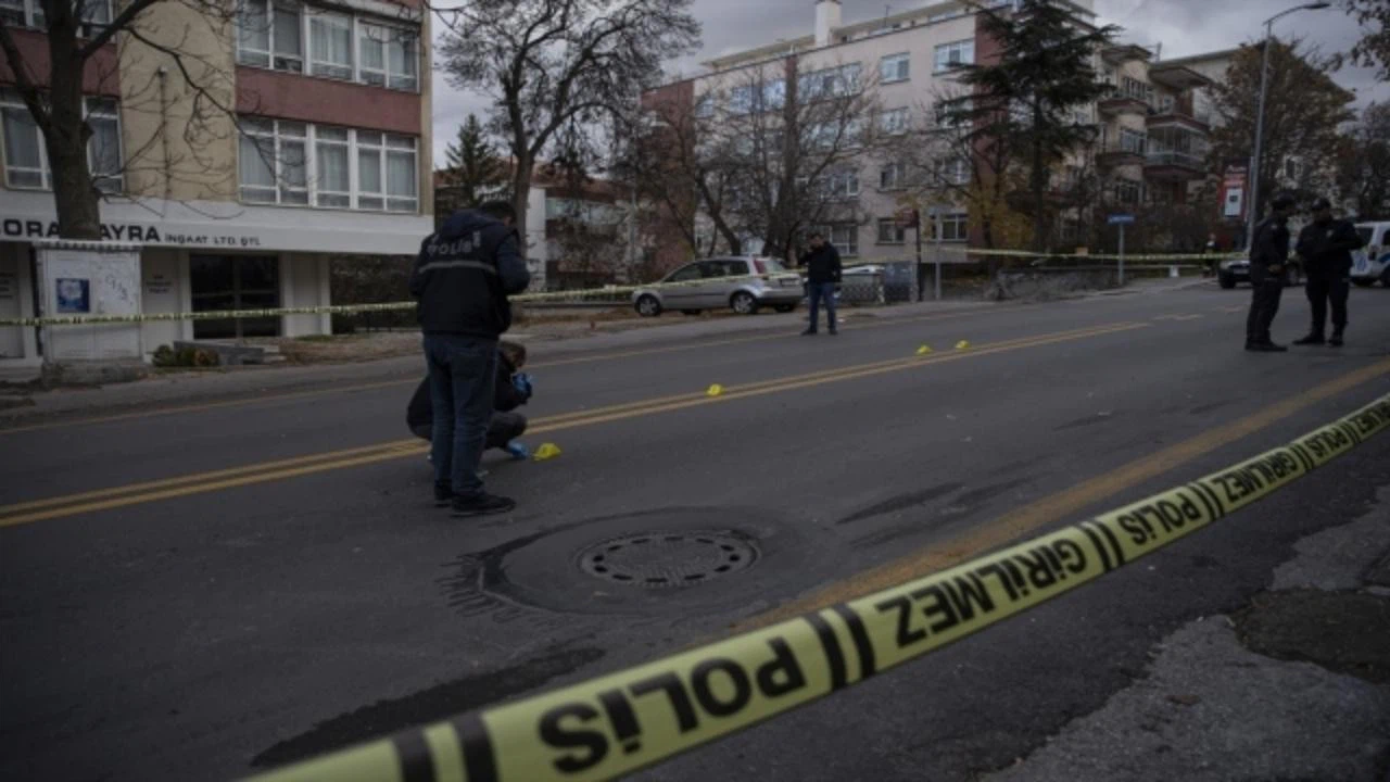 Başkentte, eski eşini sokakta tabancayla vuran şüpheli tutuklandı